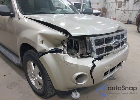 2011 Ford Escape Xlt from USA, damaged, VIN 1FMCU9DG3BKB21668